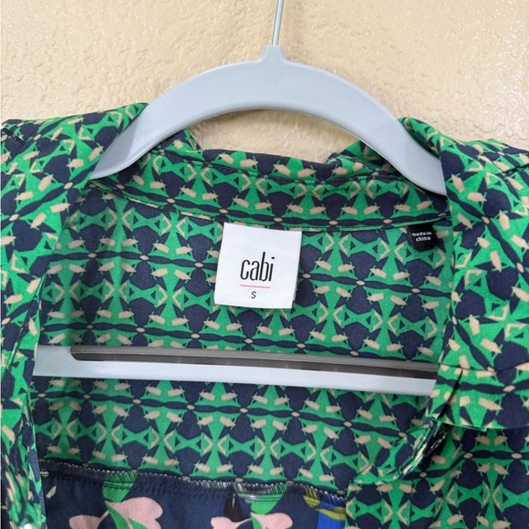 Cabi Button Down Floral Print Button Down Shirt Size Small - Picture 2 of 3